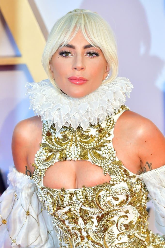 Lady-Gaga-Alexander-McQueen-Dress-Star-Born-Premiere-Wallpaper