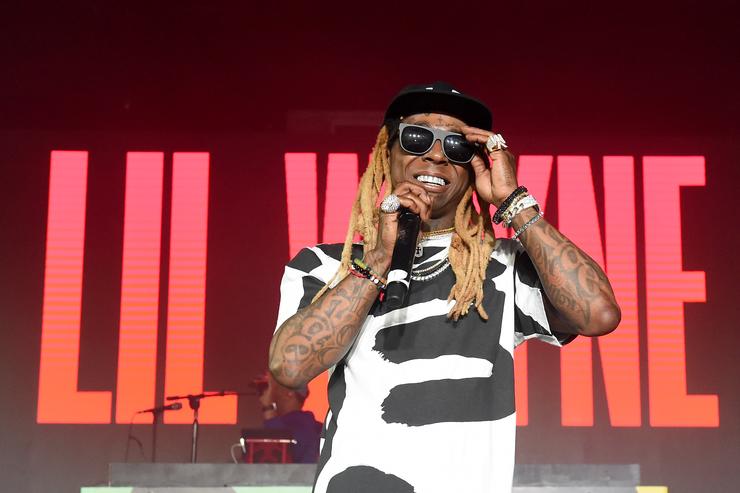New Song Of Lil Wayne & Swizz Beatz's Uproar